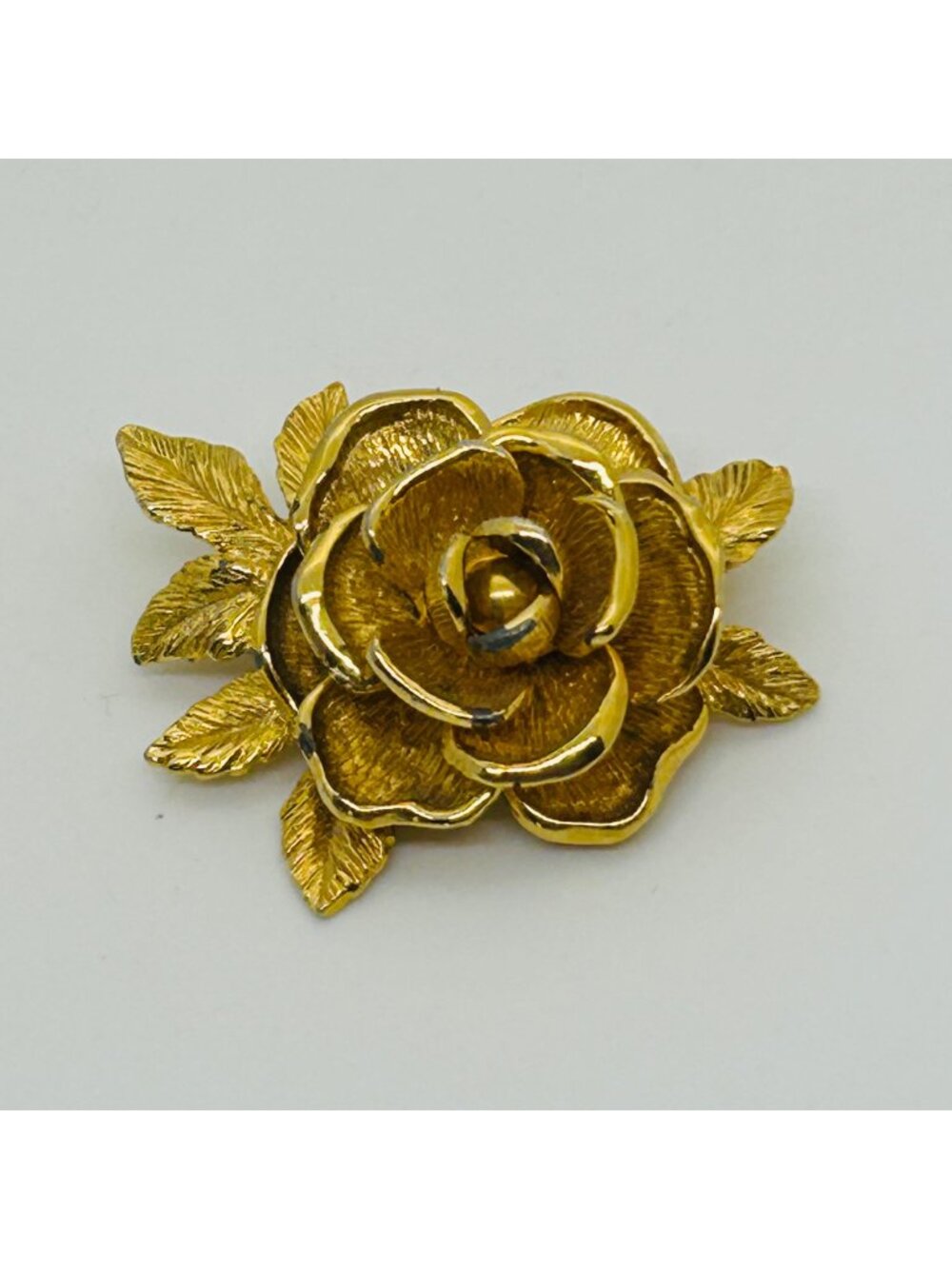 Sarah Coventry American Beauty Gold Tone Rose Leaf Flower Pin Brooch Vintage